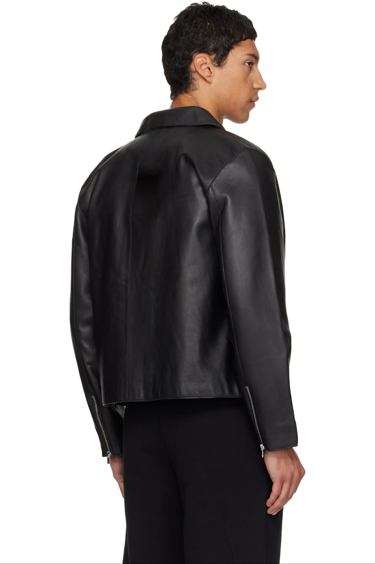 Black Cropped Leather Jacket – Boxy Fit